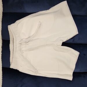 Three & Out toddler white shorts with 4 pockets. Size 2T